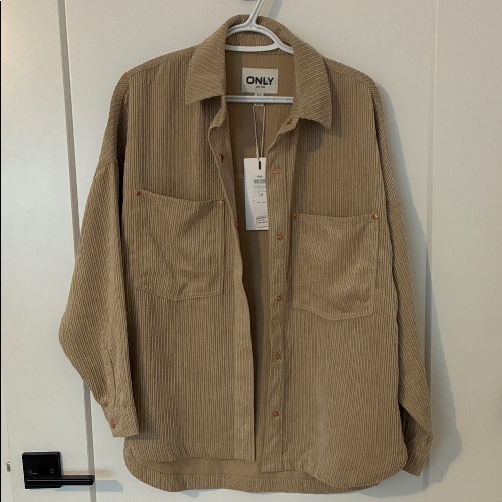 ONLY NWT Beige Oversized Corduroy Shirt shacket Jacket size medium - Picture 7 of 10